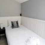 La Piazza Hotel Twin Room 2 1 scaled