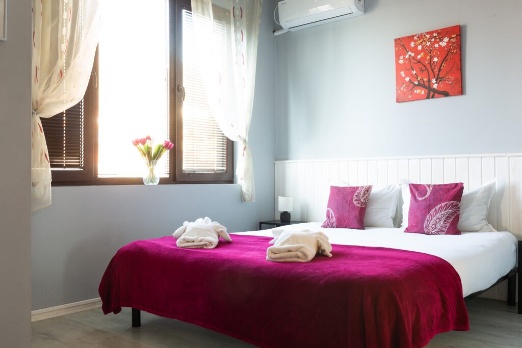 Double Room with Balcony   Hotel La Piazza (10)