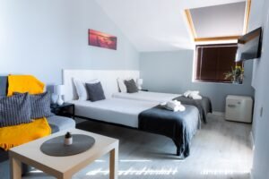 Double Room with Terrace   Hotel La Piazza (1)